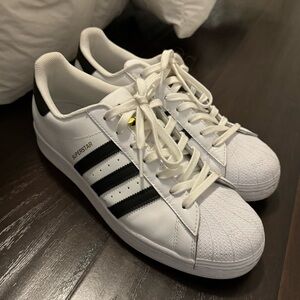 Adidas superstar